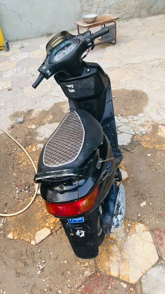 السلام عليكم
دراجة فراشة فحل للبيع 🛵
المحرك مابي شي، هندر واحد وتشتغل، والكهربائيات كلها شغالة وما بيها نقص.

🔹 البريك الأمامي ملغي
🔹 الأشاير عاطلة والكتف مالتهن
🔹 التايرات جدد
🔹 الدبلات جدد
🔹 قفل الجنطة شغال
🔹 الدراجة كدامك وتشوف نضافتها بنفسك

📍 المكان: الديوانية – المهناوية
📞 للجادين: ***********

اللي تفيده يعلق واني ادخله خاص⭕️

