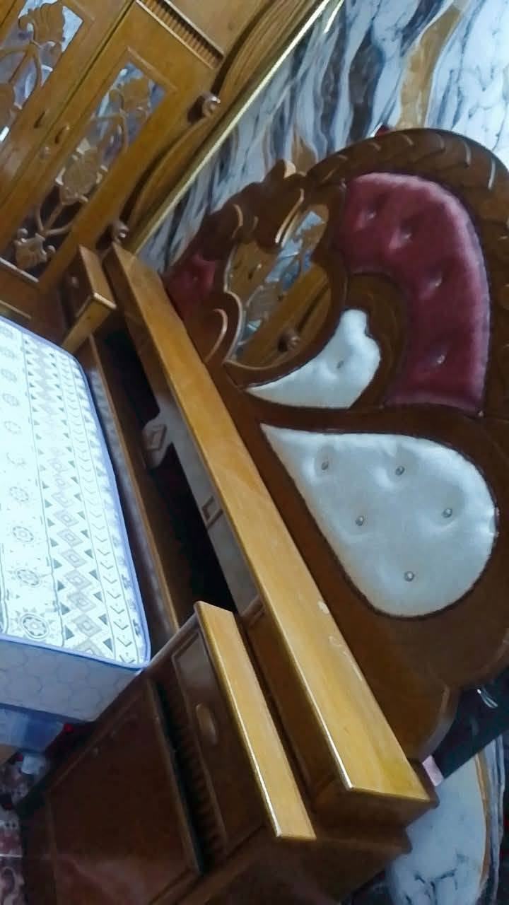 سلام عليكم غرفت نوم جديده الستخدام شي بصيط امانت الله وكلش حلوه مكاني بابل مركز مدينه سعر 950وبيها مجال لطيبين
رقمي ***********
