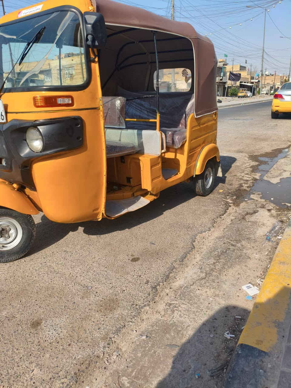 السلام عليكم تكتك 18 مكينه 20 امعمره دوس او مصبوغه جماليه بدون حادث كير اكسل مكينه كفاله رقم او سنويه تحويل ثاني يوم تخم تاير جديد تخم دبلات كهربأيات كلهة شغاله دوشمه جديده ربع ما اذب عليهة السعر 5500او بيهة مجال مكاني الحسينيه مال راشديه ***********

