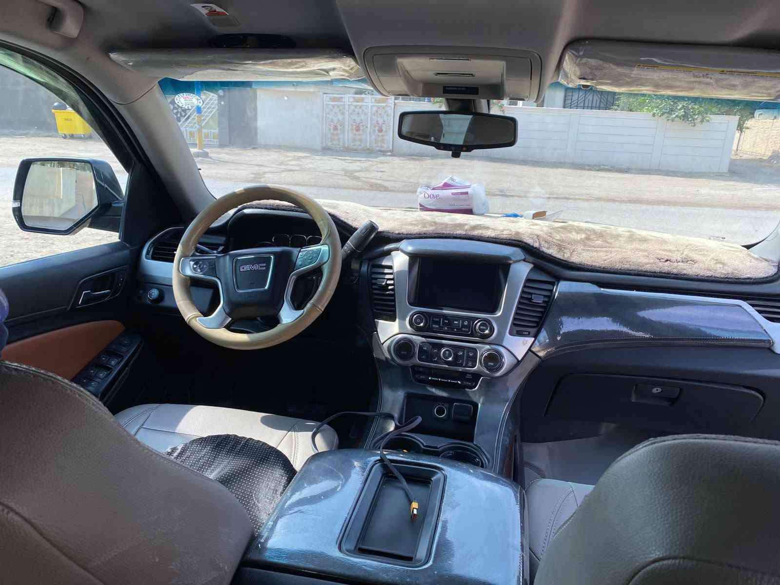 يوكن ٢٠١٦ • حادث • باب يشتغل