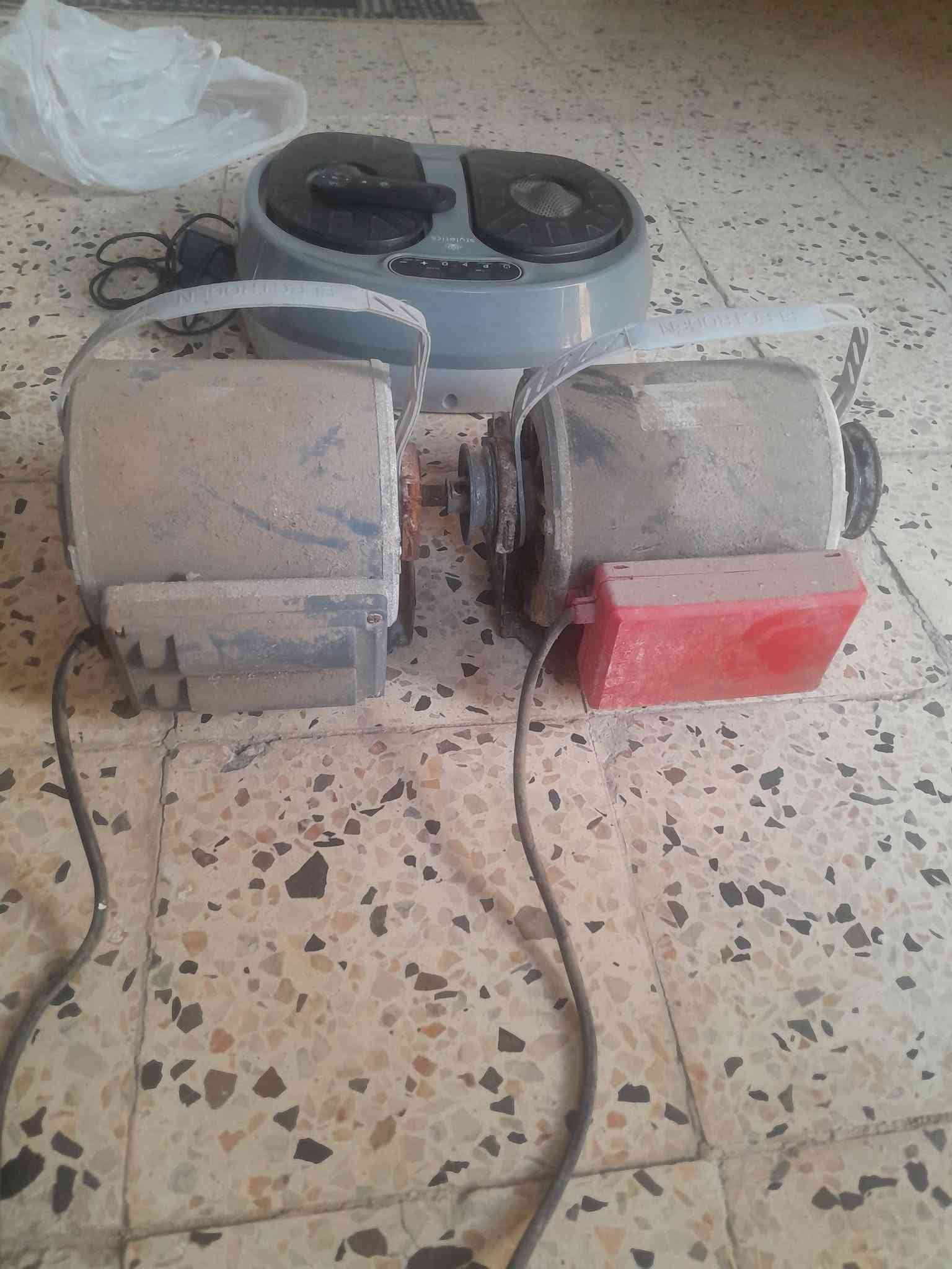 السلام عليكم  عندي غرض اريد ابيعه بغداد الزعفرانيه  ***********  ٢٠٠الف بيهه مجال
