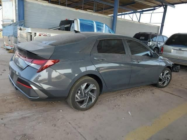 الالنترا موديل ٢٠٢٥ مواصفات فول ماعدا الفتحه حادث جاملغ كما موضح بالصور 
السعر :137 بدون رقم 
للاستفسار اكثر *********** واتس

نص مكتوب في الصور:
- 68575435