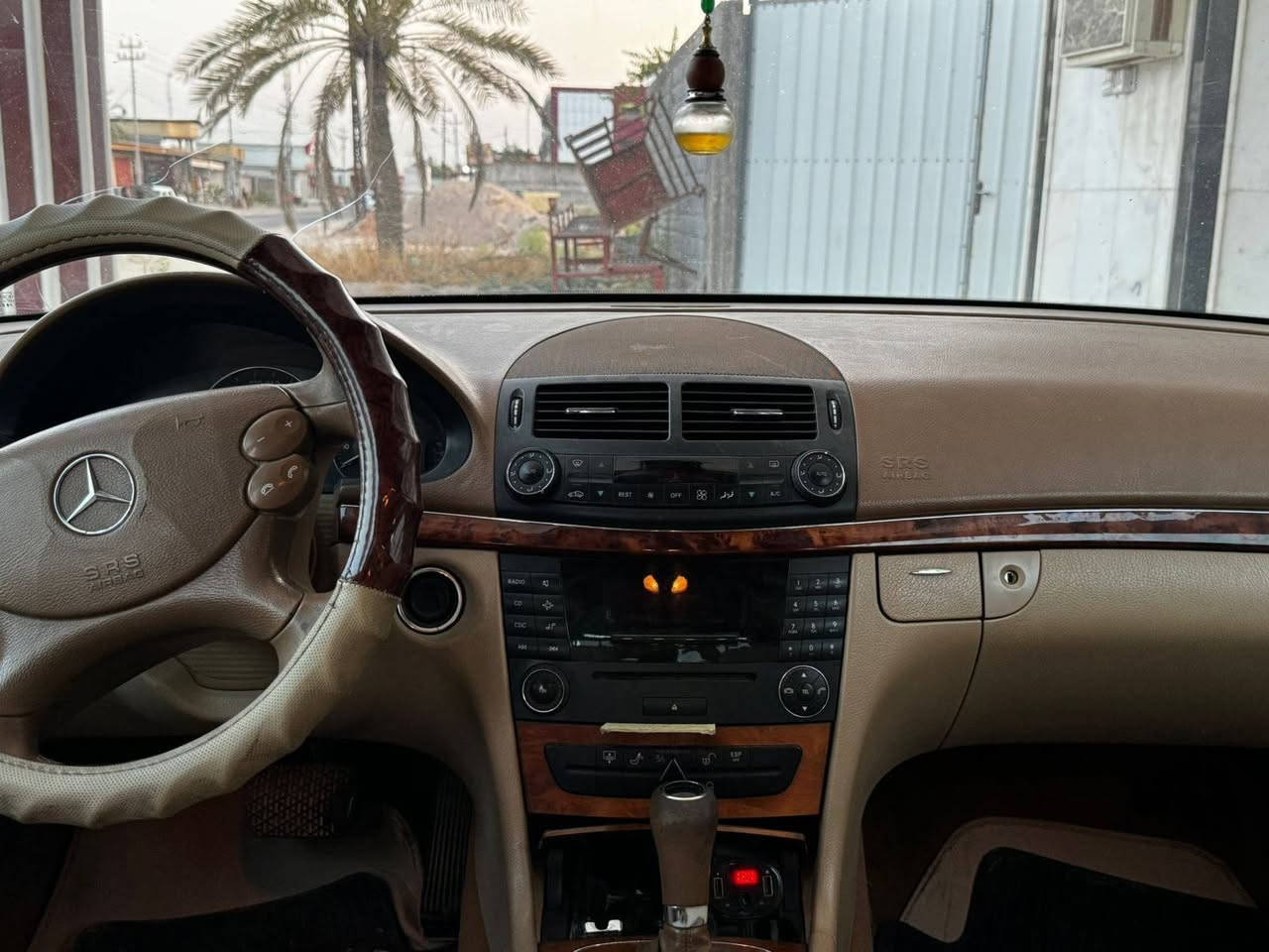 مارسيدس بنز 
W211
مديل 2008 
وارد خليجي
بعد مواصفاتهن معروفه 
السعر 135
للاتصال ***********
