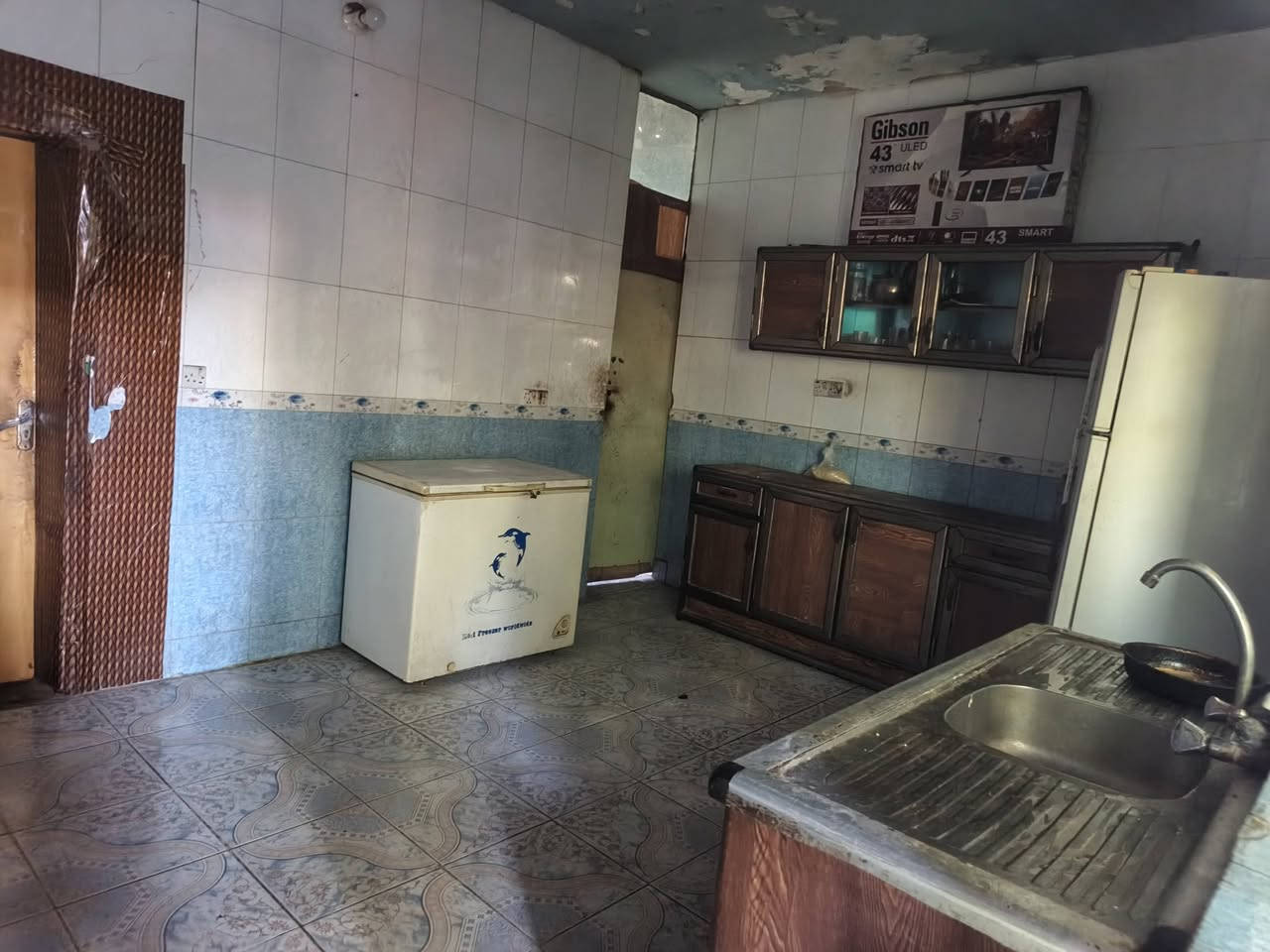 سلام عليكم بيت للبيع عدد الغرف2 هول واستقبال ومطبخ صحيات خارجية وداخلية بس الخارجية يرادلهة شوية ترميم كراج يوسع سيارتين البيت يرادله شوية ترميم النزال 23 والعرض 10 المكان المحمودية قرب نهر القائد للأستفسار اتصال عل الأرقام‏‪
‏‪***********‬‏
‏‪***********‬‏
سلام عليكم بيت للبيع عدد الغرف2 هول واستقبال ومطبخ صحيات خارجية وداخلية بس الخارجية يرادلهة شوية ترميم كراج يوسع سيارتين البيت يرادله شوية ترميم النزال 23 والعرض 10 المكان المحمودية قرب نهر القائد السعر 65 للأستفسار اتصال عل الأرقام‏‪
