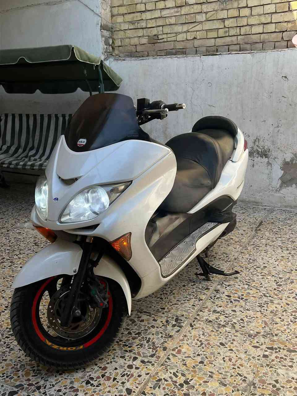 فورزه 0️⃣ 8️⃣ بصمه
جاهزه دراجه مابيهه نقص 
ستان كهربائي كلوب جنطه 
لايتات زنون سماعات بلاديه
امبثري مكاني بغداد ***********
السعر مليون وميه
