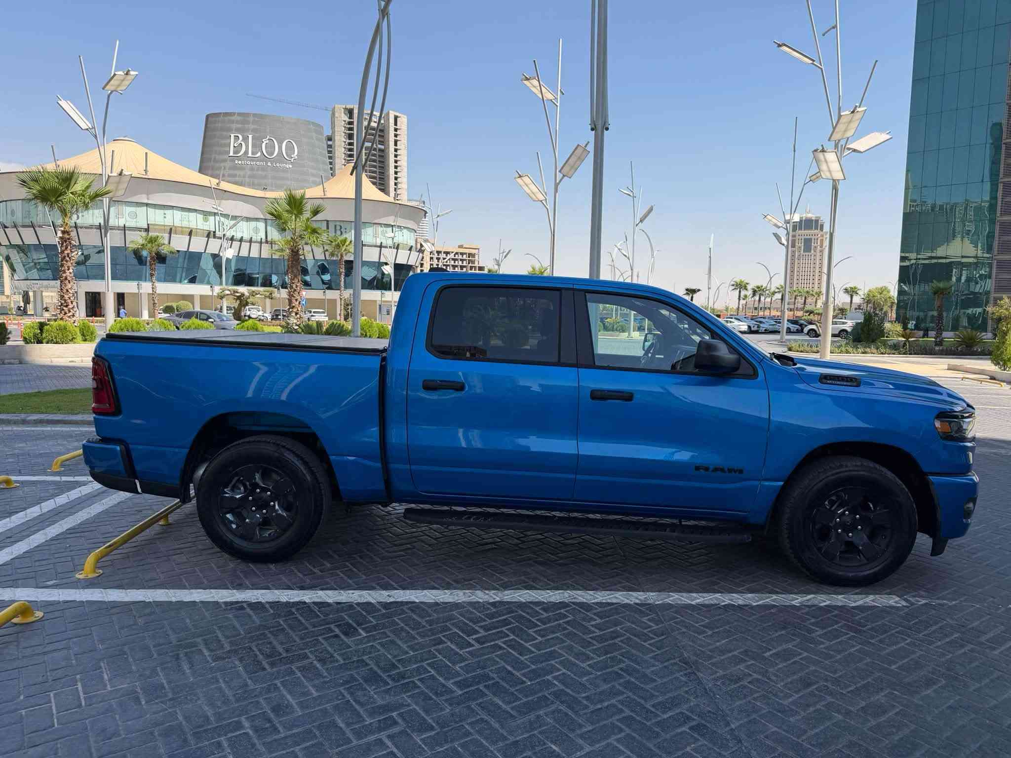 السلام عليكم
RAM 1500  -  2025    
دوج رام موديل 2025 شكل جديد
لون أزرق🔹
دخول جديد
مواصفات
باب طويل بدي قصير المرغوب
ماشيه 37 ألف mi
محرك (3600 CC) 3.6 _ سلند 6 
2 ويل 
رقم الشاصي ICGRREGG1SN711975
  موصفاته
•شاشه وسط
•رادار أمامي
•أتو ستوب
•تحكم ستيرن 
•مساحات تخزين
•نقطة العمياء
•تبريد أمامي خلفي
•تحديد المسار ⚠️
•حساسات امامي وخلفي
•بصمه
•تشغيل عن بعد‌   
•غطاء بدي
•دوسات لون أسود
صور الحادث موجوده مع الصور  أيرباك الدشبول والستيرن 
تكيل 3 أماكن بدايه البنيد طرف يمين + تكحيل وسط باب الايمين الامامي + تكحيل أجزاء من الجاملغ الامامي الايمن 
موضح مكان التكيل بالصور —-
أيرباك سستم
مكان السيارة أربيل
كاتي تترقم شىمالي
السعر 29000$ 
                                                             ***********                                                                                
                                                            ***********

