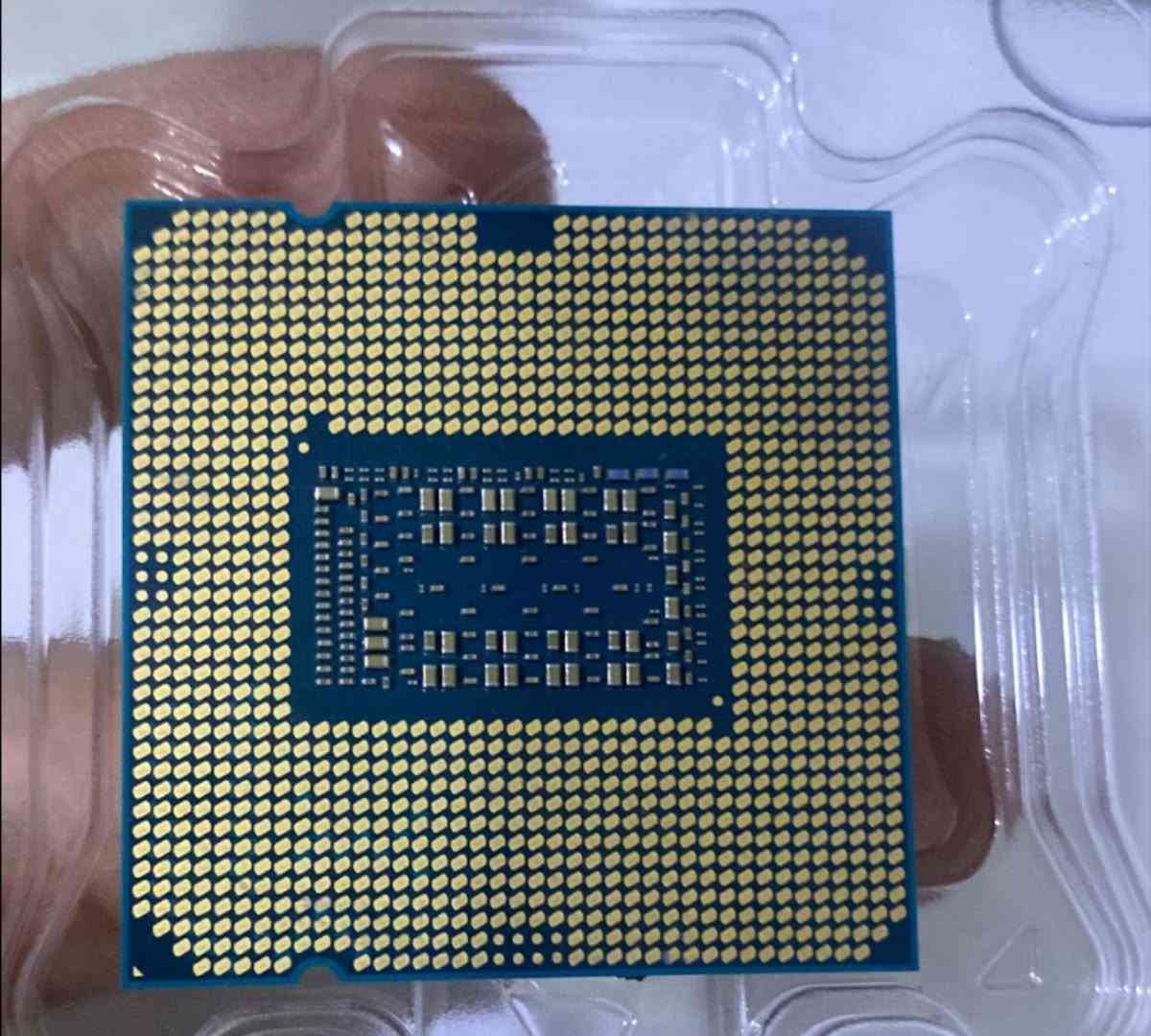 i7 11700 • معالج • مستخدم