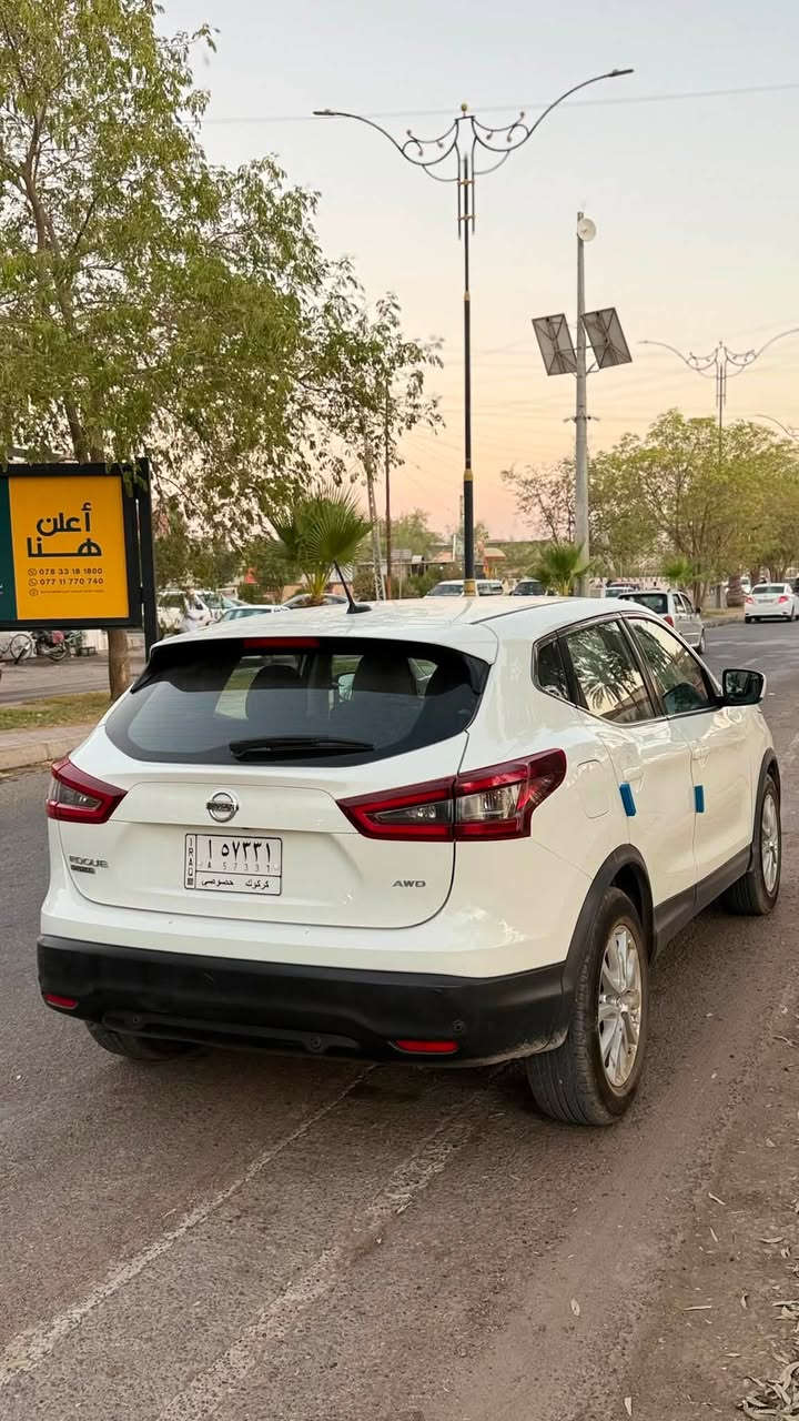 🚘 للبيع نيسان روج سبورت
✨ موديل: [2021]
✨ اللون: أبيض
✨ وارد: [امريكي ]
✨ المكينة: [2000]
✨ السيارة نظيفة ومرتبة
✨ استخدام شخصي
ضررها جاملغ بدون دواخل 

💰 السعر: [160$]
📞 للاستفسار: [***********]
