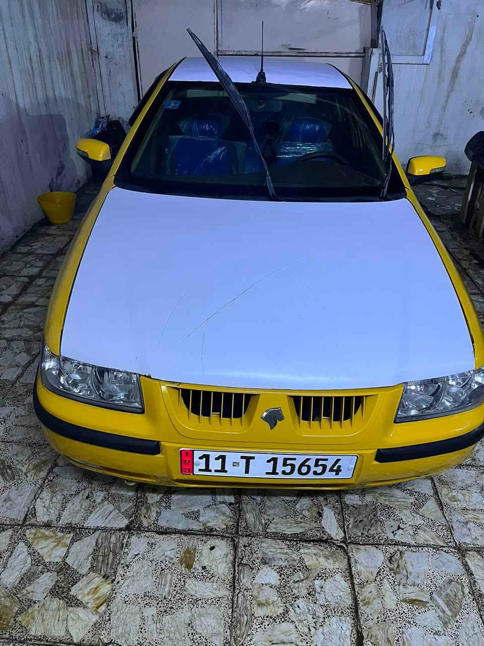 السلام عليكم سمند للبيع موديل 11 سياره حلوه ونضيفه قوايش جدد كمبريسر تبريد جديد حداديه جديده عنبار بريك والبور جدد قاعده فيت بم شاشه لايت زنون عالي ناصي باتري جديد حادثها بالجاملغ الخلفي فقط كير مكينه خير من الله *********** عنوان بغداد سعرها 28 وبيها مجال
