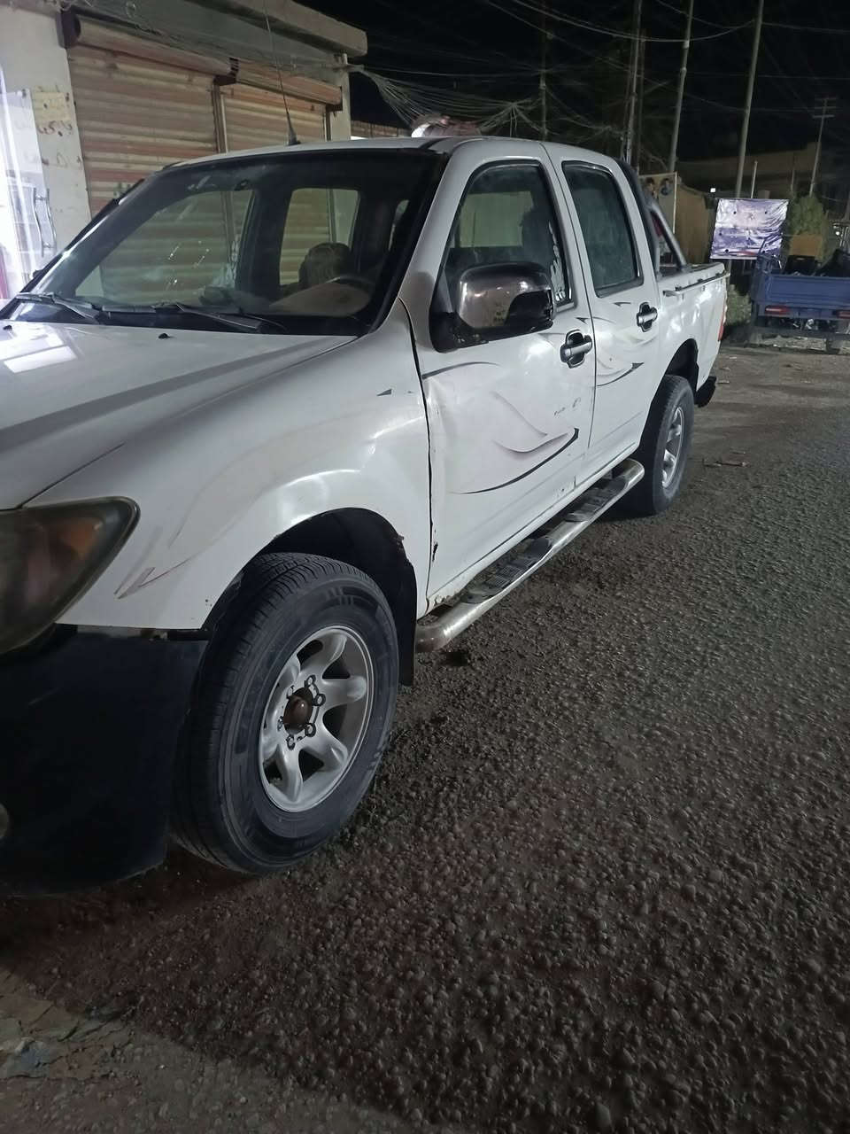 السلام عليكم بيكب كنو موديل 12وجه فلاونزه  رقم بغداد  صدامي بدون تحويل صاحبه مسافر سياره نضيفه داخله كلش حلو سياره حلوه وجاهزه ماناقصها شي مكان السياره بابل مكلف بلنشر اتصل ع صاحب السياره ***********
