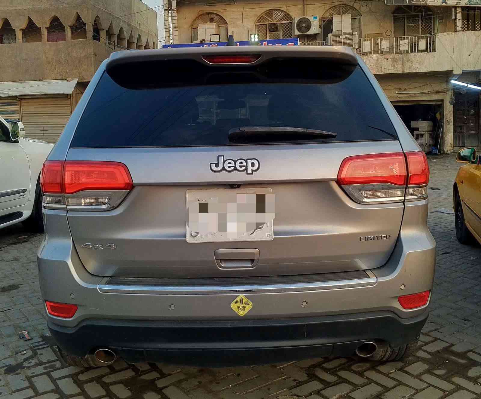 جيب لاريدو • ٢٠١٥ • محرك ٣.٥