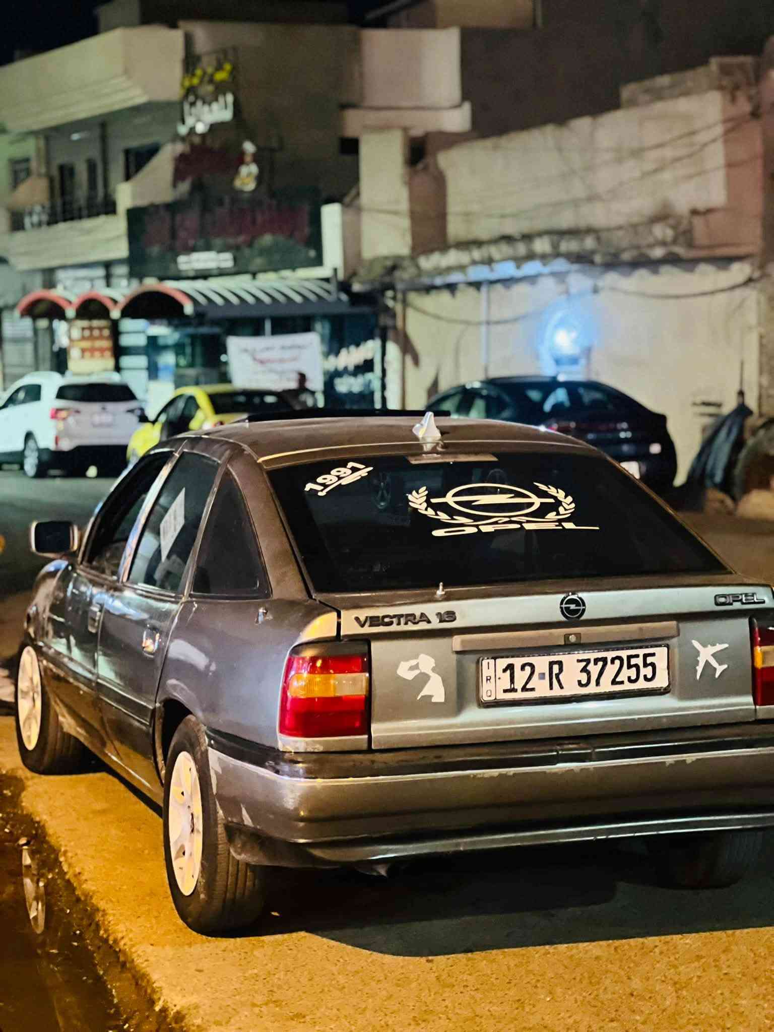 فكتره موديل 89 السعر35 وبه مجال***********
