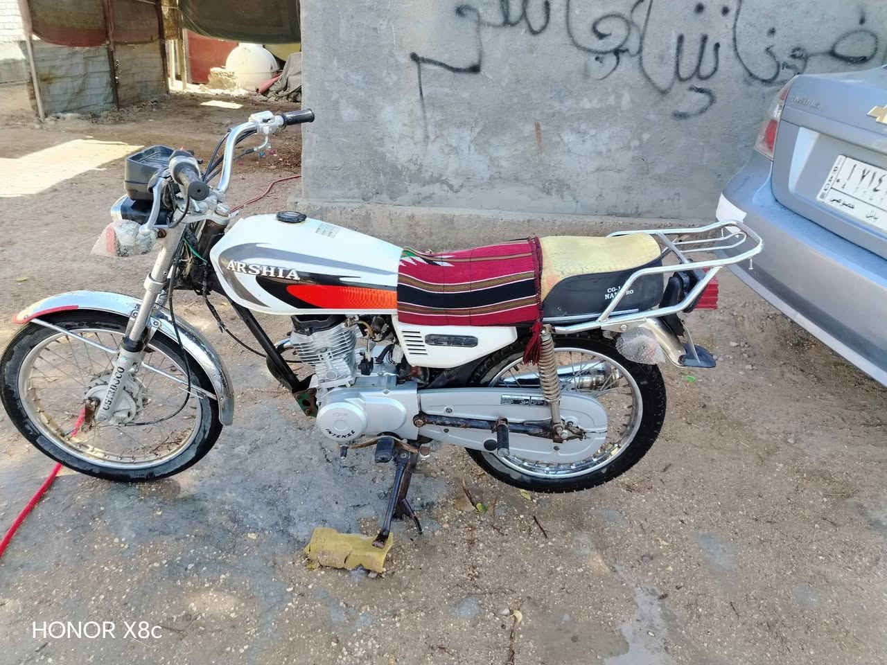 السلام عليكم شباب عندي دراجه اربعه كير ارشا للبيع موديل 16محرك انتنس الاصلي اوراق اصولي الدراجة مكاني طويريج ***********
