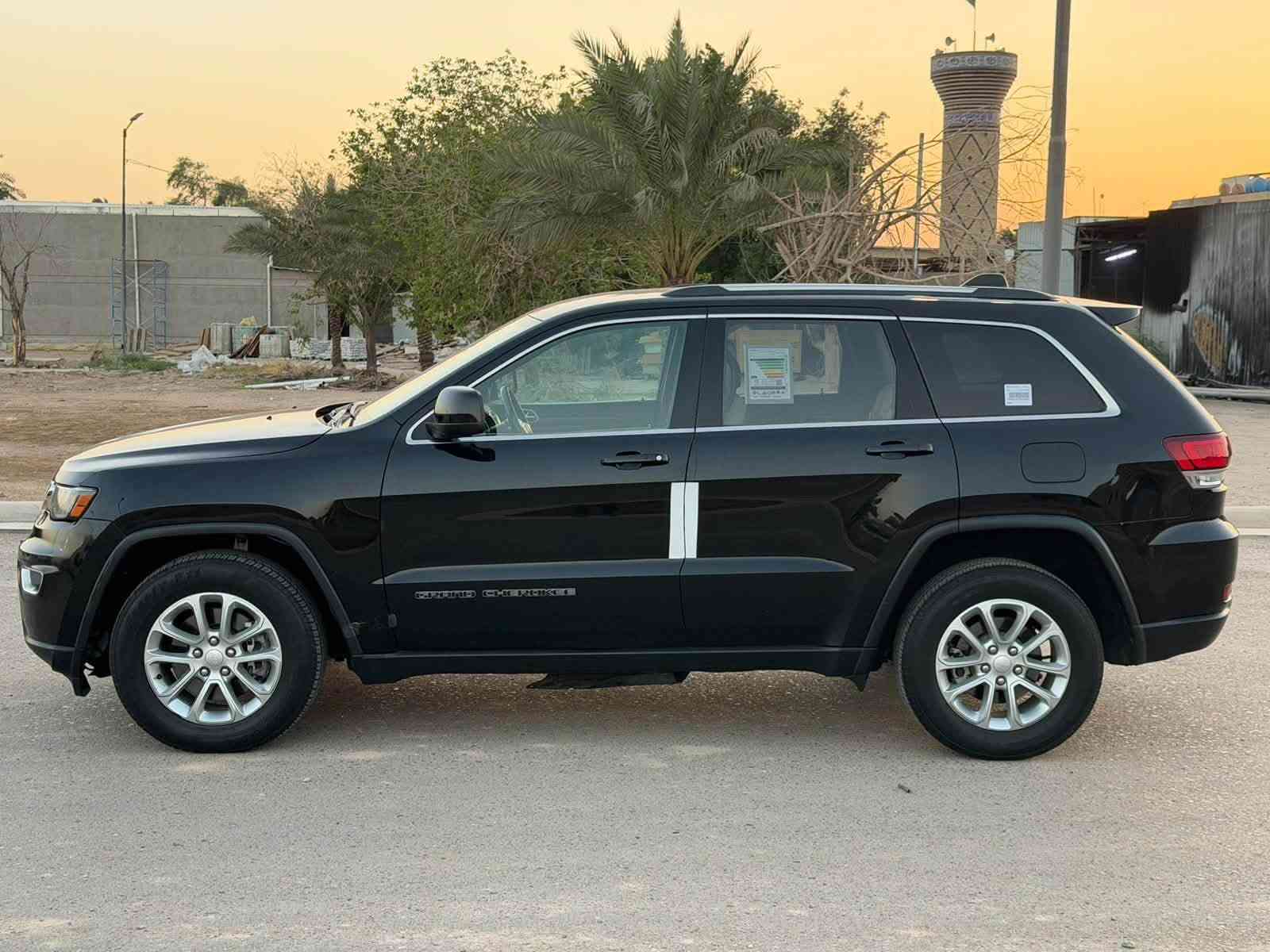 السلام عليكم جيب موديل 2021 معروضه 178 وبيه مجال بسيط رقم اربيل دولي سنويه هزه كله جديد  تحويل مباشر مكينه 6 سلندر 3600 غير مفتوحه  كير كذالك غير مفتوح  سياره ماشيه 54 حقيقي تبريد ثلج صدر امامي خلفي جديد تخم تاير جديد سياره جاهزه كل نقص مابيه مواصفات سياره فول 1/1 عدى فتحه بصمة تشغيل + تشغيل عن بعد كشنات جلد ابيض ملكي  + كشنات كهرباء تبريد قطعتين تحكمات سترين شاشه كبيره  مري قلاب صندوك كهرباء رادرات جانبيه حساسات خلفيه شفتات ستيرن نظام أطفى وتشغيل بلازدحام بعد بيه هواي مواصفات (((( حادث سياره بسيط جاملغ امامي جهة السايق + بنيد مبدلات بلاديات مثل لون بدون صبغ   صور حادث مرفوقه ويه المنشور )))) مكان سياره بغداد الاستفسار *********** خاص مغلق 🔐
