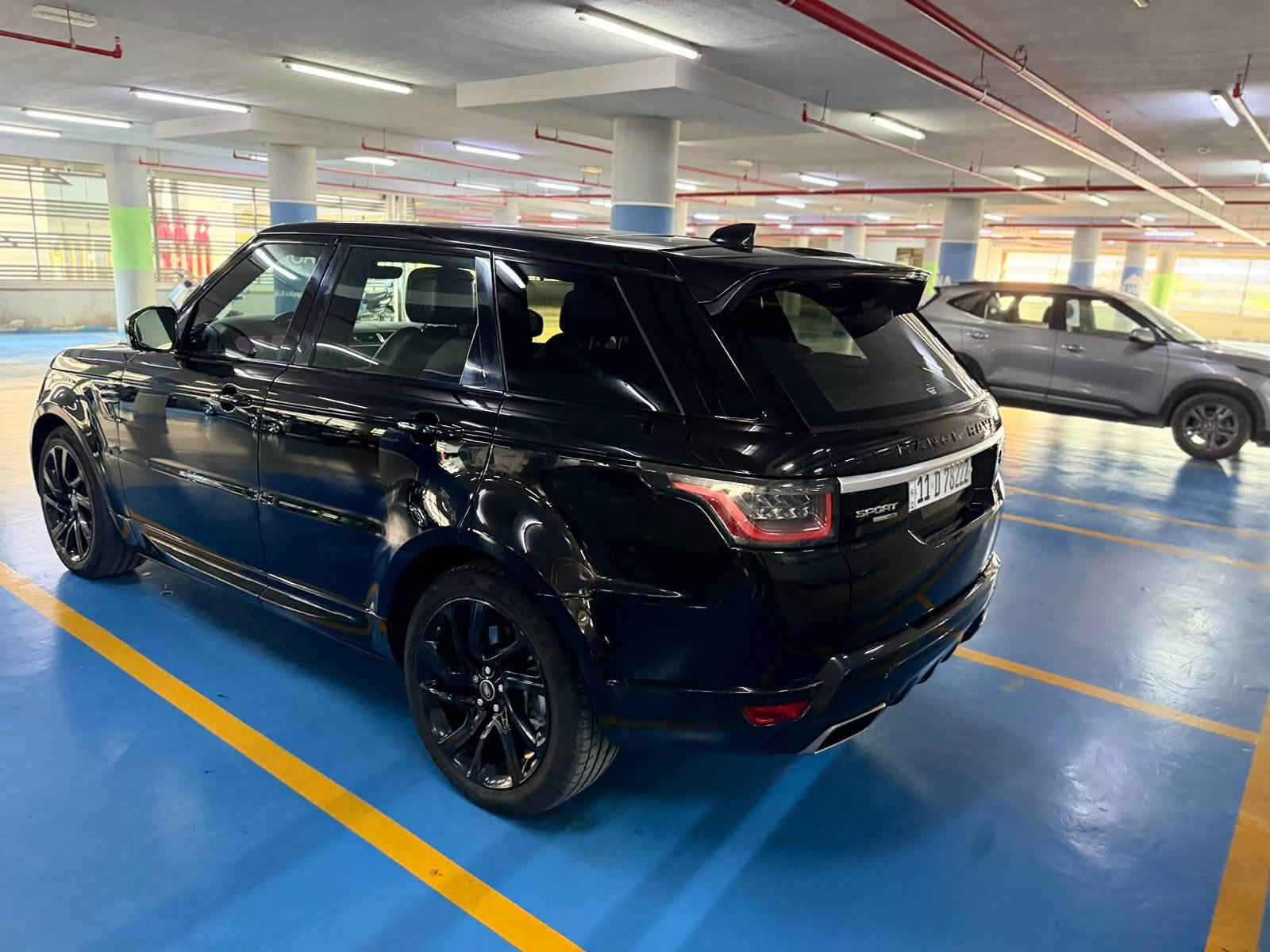 رانج روفر سبورت 2019
فول 1/1 Hse سوبر جارجر 6 
بانوراما-دوسات كهرباء-جكات 
شاشات وعدادات الكترونيه وداتا شو
كفالة بدون حادث بدون تبديل 
بيهه شخط بالجاملغ الخلفي مصبوغ
بدون ايرباك السيارة كلش حلوة وكاعدة
ماشية 79 الف ميل 
رايدهه ب29,300$ ماكو هيج رانج بهيج نظافة وحادث وهيج سعر 
السيارة باسمي هزة سنوية كلهة مجددهن قبل فترة ومبدل رقمهه دولي 
***********
