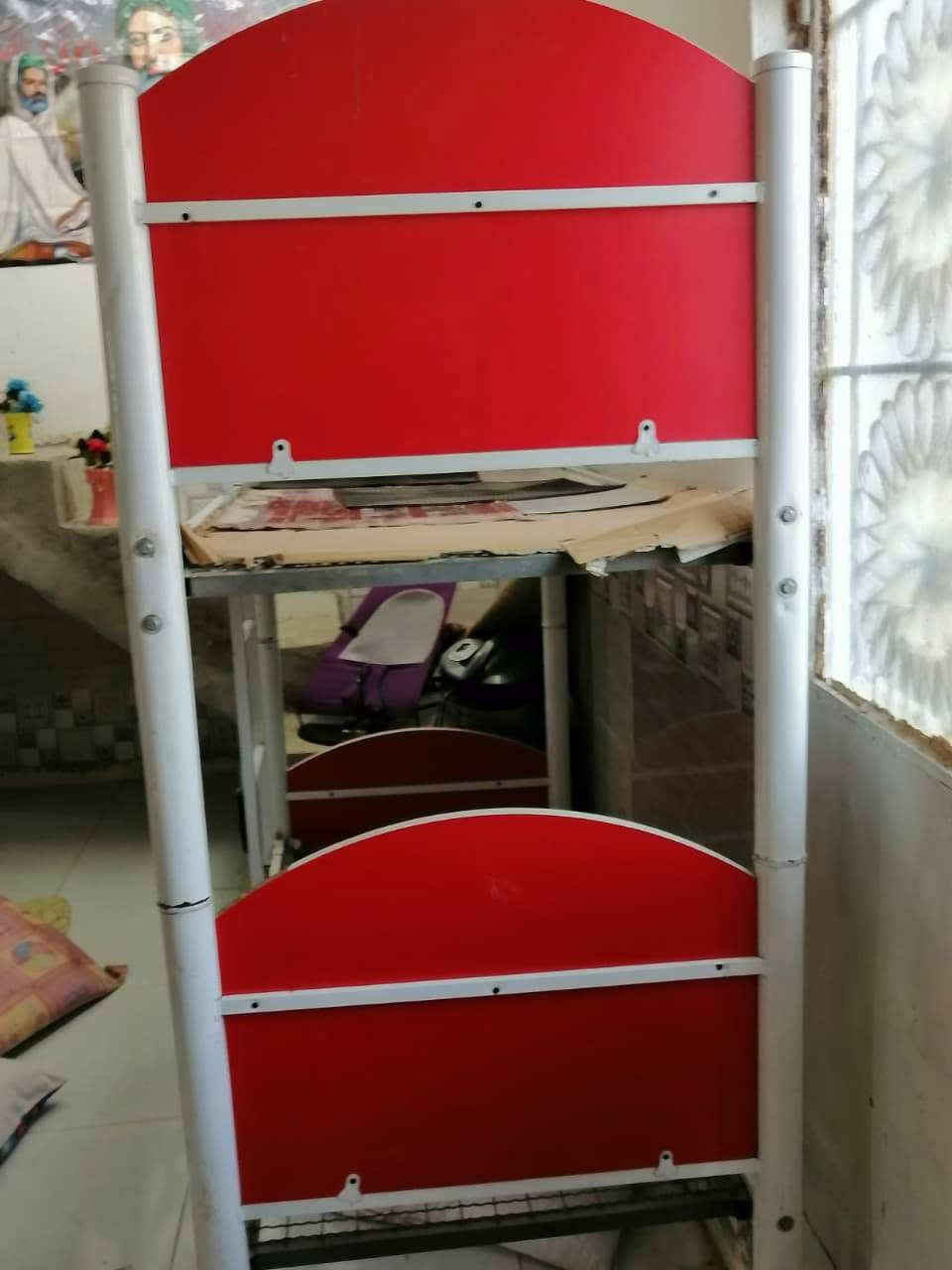 جربايه طفال طابقين نضافه ٨٥ بالميه
سعر ١٠٠ وبيه مجال 
اتصال فقط مكلف بالنشر 
مكاني السواده خلف الحر صغير 
***********
