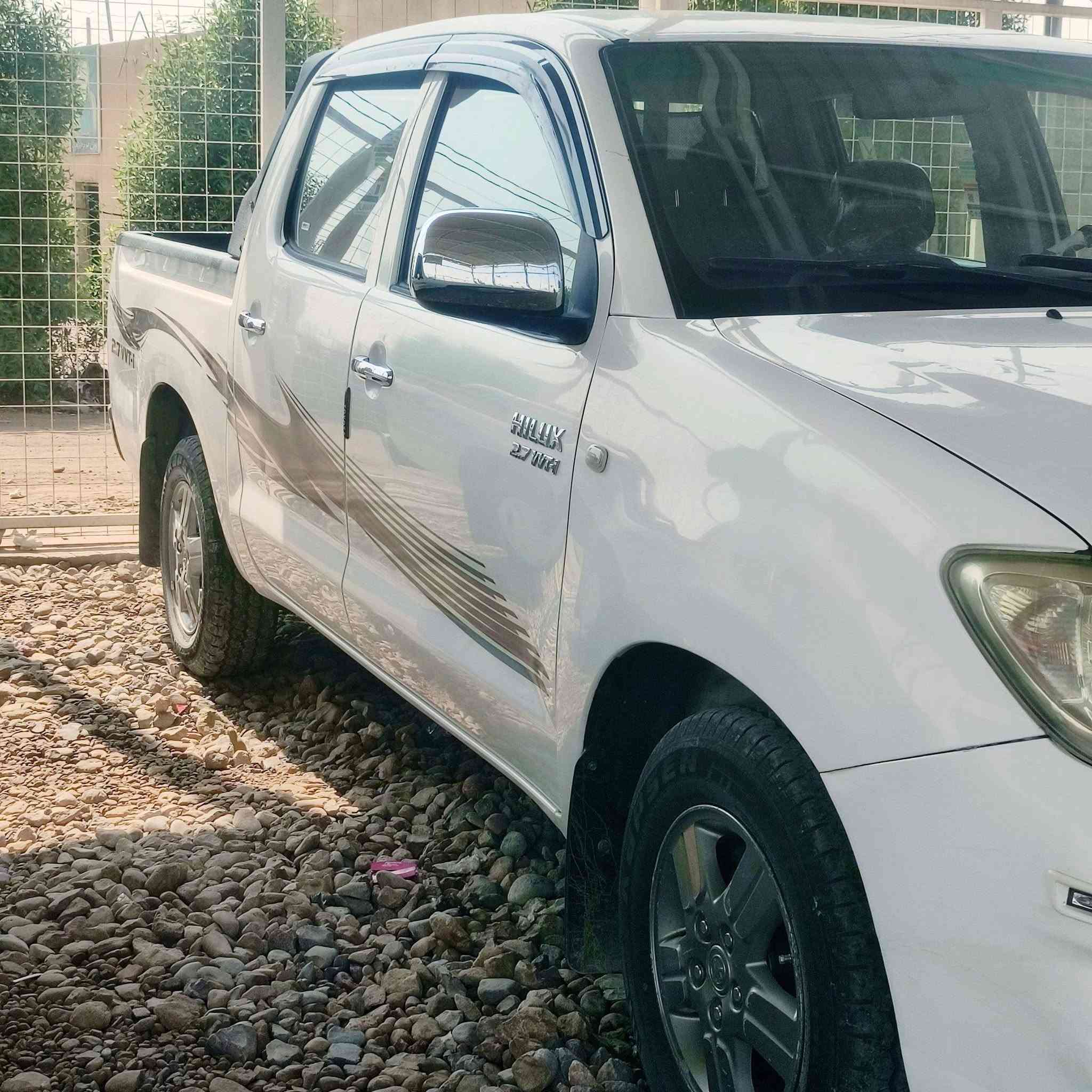 هايلوكس • ٢٠١١ • ٢٧٠٠