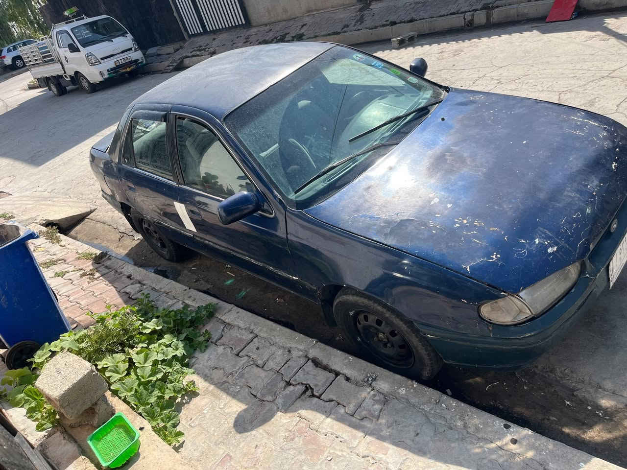 انتره دمعه موديل ١٩٩٣ كير محرك شرط فرام ممه شرط ما بيه قطرة لحيم سنويه الحد نهاية الشهر ١١ تبريد شغال بس قايش يرادله السعر 25 وبيه مجال حك الجيه ويرهم مراوس هم رقم الهاتف ***********
