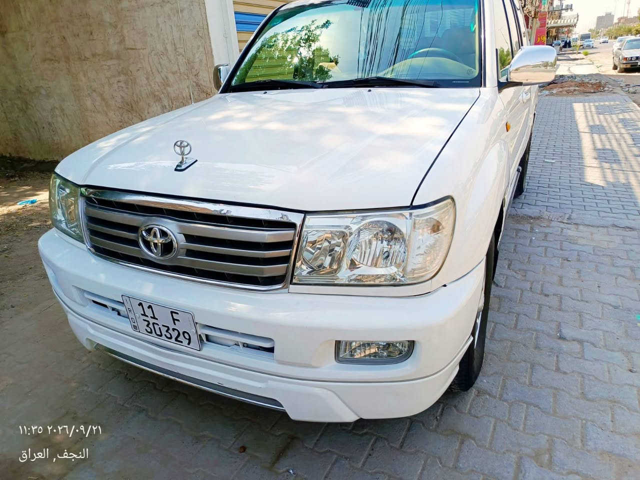 سلام عليكم لاندكروزر للبيع موديل 2000 فول مواصفات فتحه شاشه كامره ثلاث قطع تبريد 7 راكب ثلاجه كير اوتوماتيك مكينه 6 سلندر فور ويل دفع رباعي شغال سياره جديده مكفولة صبغ قطعتين بدون دواخل رقم بغداد انجليزي باسمي سعر 140 وبيها مجال رقم الاستفسار ***********

نص مكتوب في الصور:
- ١١:٣٦ ٢٠٢٦/٠٩/٢١
- النجف, العراق
- ١١:٣٦ ٢٠٢٦/٠٩/٢١ النجف العراق
- ١١:٣٥ ٢٠٢٦/٠٩/٢١
- ١١:٣٤ ٢٠٢٦/٠٩/٢١
- ٢٠٢٦/٠٩/٢١ ١١:٣٥