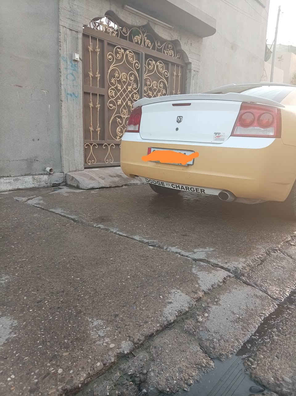 جارجر2010للبيع رقم نينوى انكليزي كامل موصل صاحبها الشرعي بالنجف شرط التحويل خط مسجله  شرط تحويل ماسوي وكاله مكينه وكير شرط بس الشراي يتواصل اذا عندك مراوس ويا يوكن فوك 2009عادي ماكو مشكله... حاليا بالموصل موجوده عليها 800غرامه السعر95ورقه  ***********

