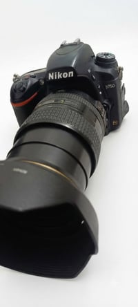 نيكون D750 • فول فريم • عدسة 24-120