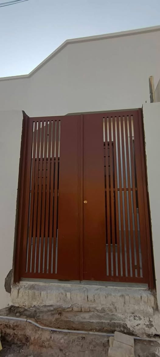 سلام عليكم بيبان سلايتً سعر بس550 شغل. درجه وله ***********
