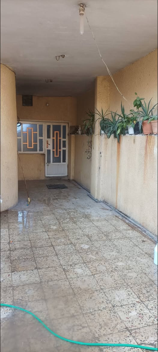 بيت للبيع المساحه 162 ونصف يحتوي على 5غرف نوم البيت مسلح دبل فاليوم
صابو صرف للتواصل هاتف ***********
*********** واتساب
