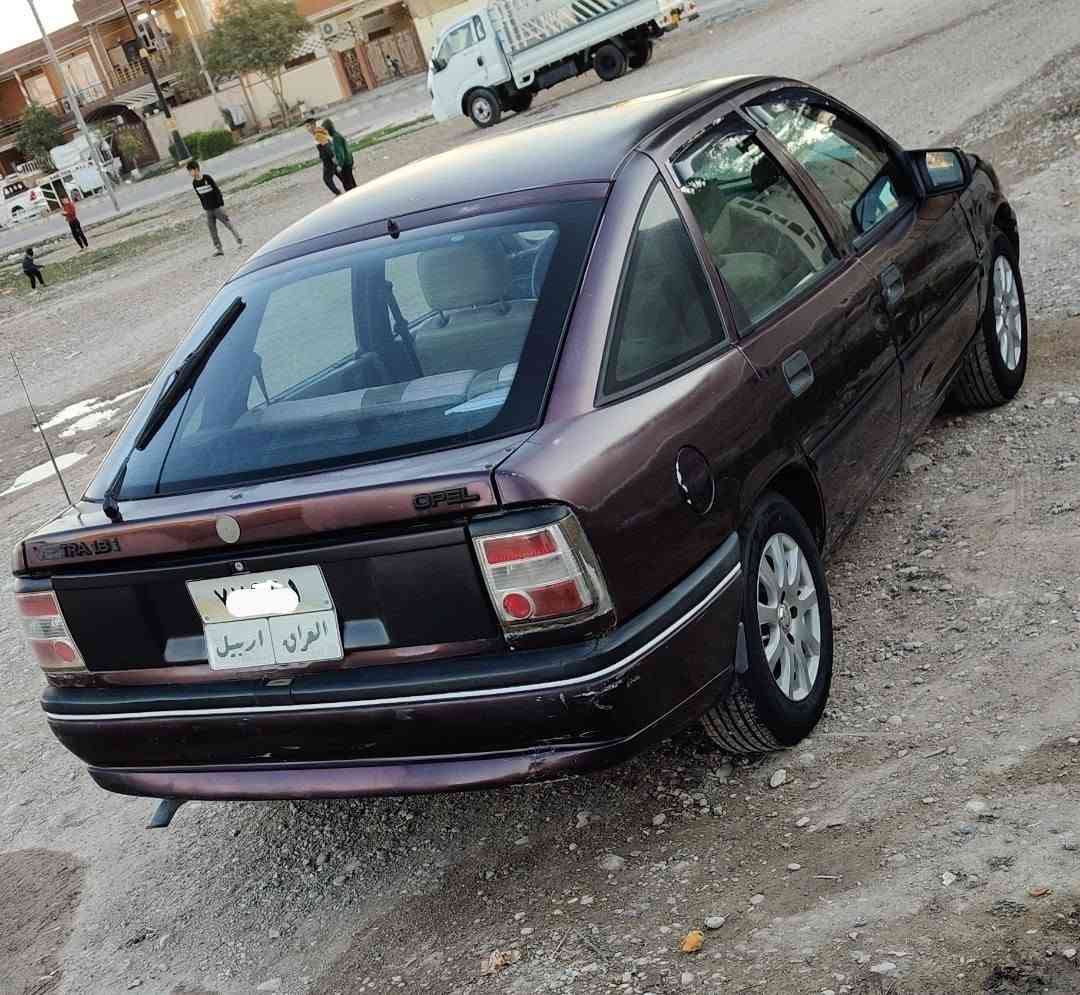 اوپل ڤگترا موديل 93
محرك 18 صارله سنتين مشدود أوربي شرط 
گيرومحرك شرط كهربائيات كاملة 
السيارة تبريد ثلج ويه السويچ كمبريسر أوبترا 
3 جامات كهرباء والرابع نقصها ماطور 
مرايات كهرباء پاور ستيرن بريك ABS 
تبريد بشرط التراي وين متريد بدون حماوة 
السيارة على البلاد بس بيها جراد هلالات بلادي بدون خياس 
رقم اربيل بسمي بس السنوية منتهية الصلاحية 
مكان السيارة قضاء كفري 
السعر/ 38 ومجال 
***********
