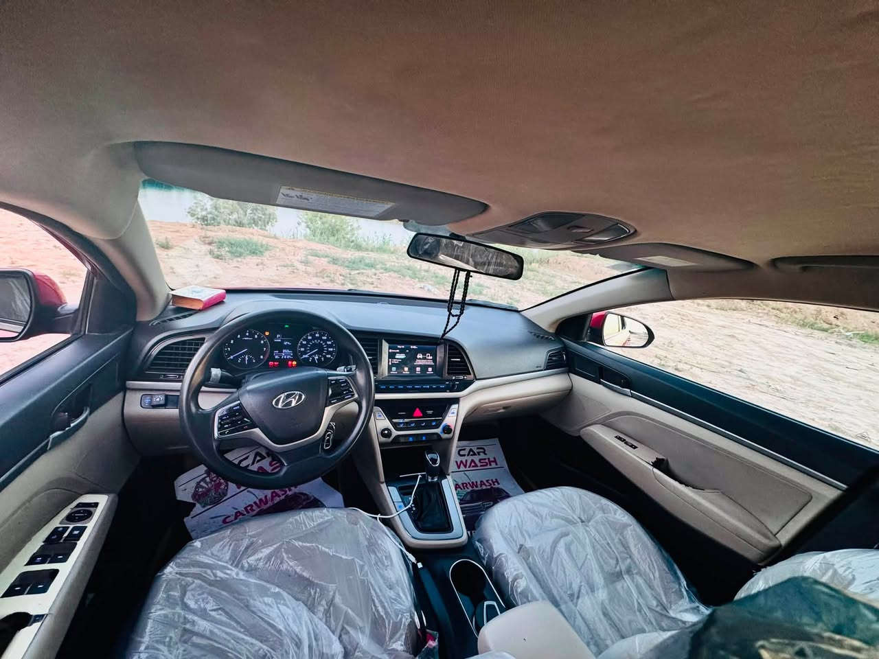 السلام عليكم
الانترا 17 امريكي سعرها 110 وبيها مجال
سيارة حادث امريكا باب سايق فقط وراجع بارد وبلعراق كفاله سياره يعني قطعة وحدة 
مواصفاتها
3 وضيعات قيادة (سبورت ايكو عادي )
مانع انزلاق
شاشة كبيرة ( كار بلي )
كير ومكينه كفالة
بيها منظومة غاز
سياره خير من الله ع ايدي ماشية 230 ميل بأسمي السيارة
صدر وحدادية كله جديد 
صور الحادث بالمنشور

مكاني واسط العزيزية ***********
