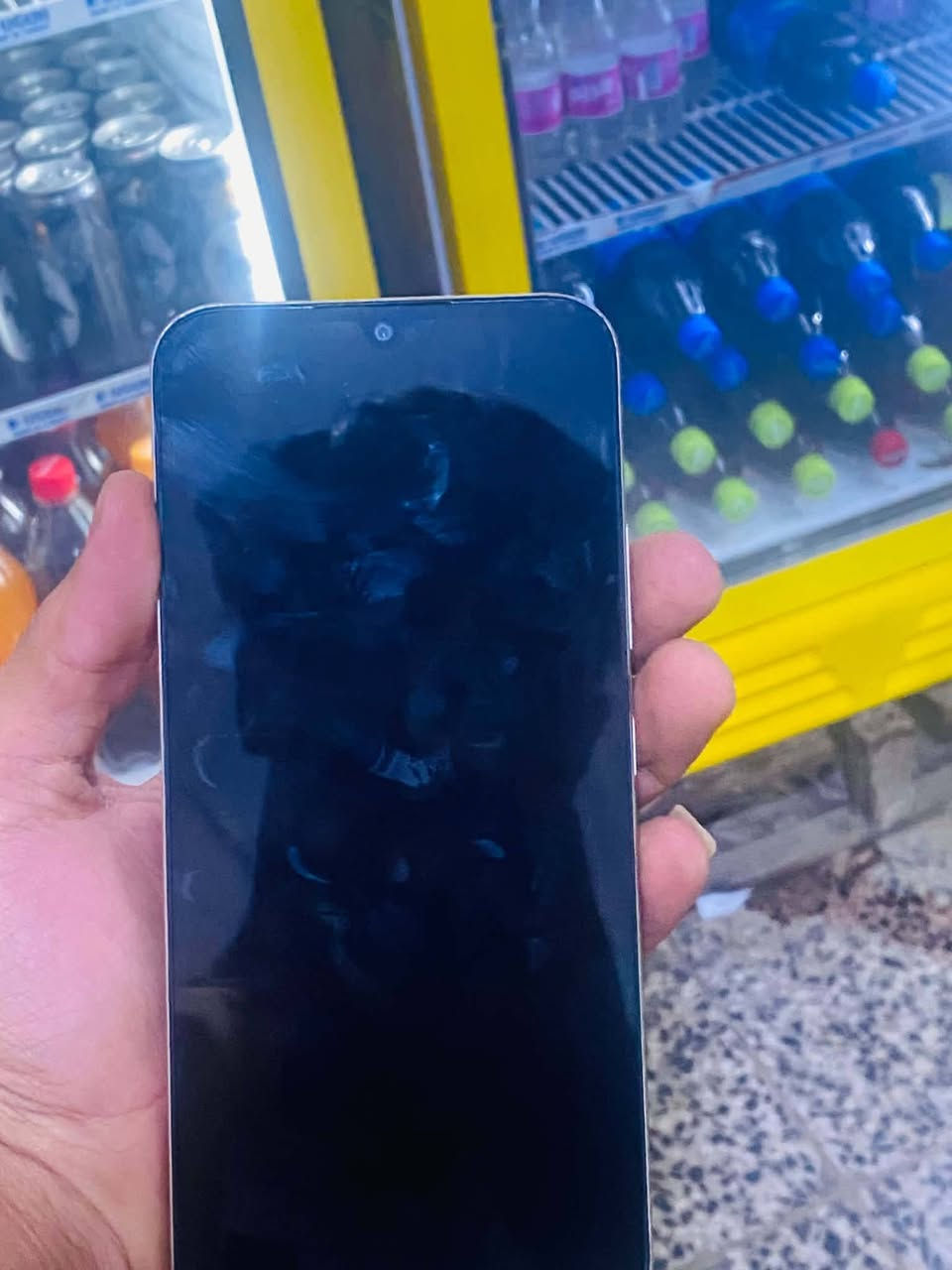 سلام عليكم عندي جهاز للبيع صارلي أقل من شهر من أخته اسم جهاز بوكوه c81سعر 275وبي مجال رقم ‏‪***********‬‏
