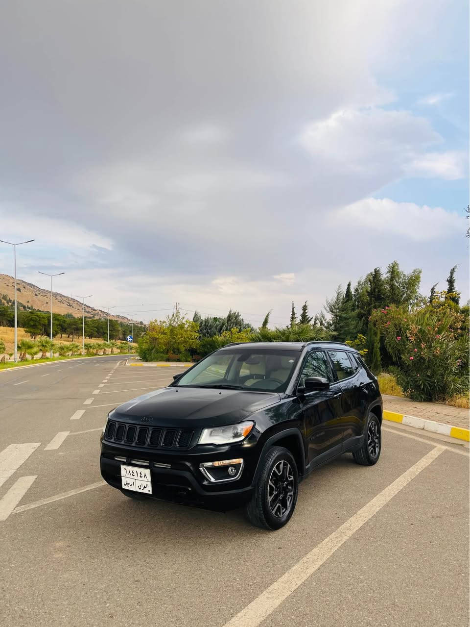 كومباس AWD • ٢٠١٩ • ٧٠٠٠٠ ميل