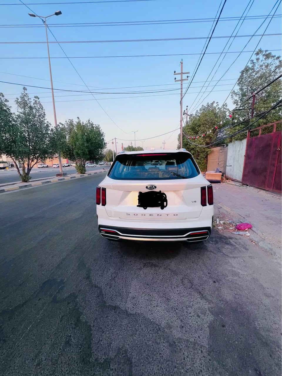 سلام عليكم 
سياره سورنتو 2021 خليجي كفالة عامه كلشي جديد ومكفول محرك وكير وتبريد وحدادية وتخم تاير جديد السياره فول موصفات عد الفتحه اربع مودات قياده 
للتواصل ***********
رقم اربيل النجف, العراق
