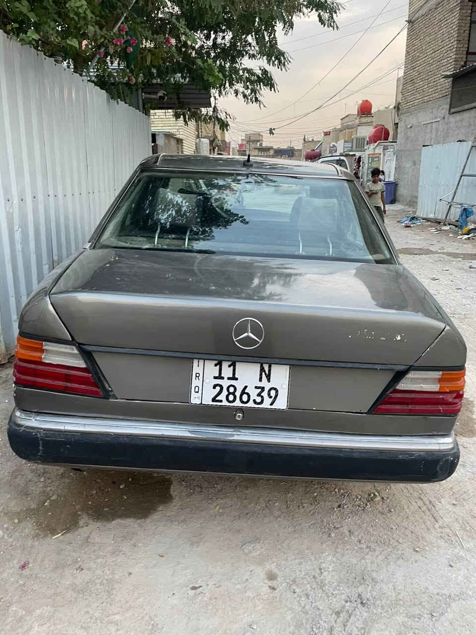 مارسديس دب • ١٩٨٦ • محرك ياباني ٣٠٠٠