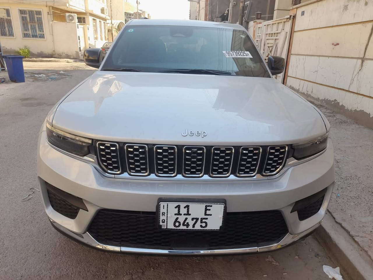السلام عليكم

للبيع جيب لاريدو موديل 2025خمسه راكب المرغوب 

محرك 3600 V6 المرغوب 

السعر 270وبيه مجال مرقم شهداء 

ماشية 138ميل زيرو

مواصفات السيارة

فتحه

بصمه

* كير ماوس 

* تشغيل عن بعد

* ردارات جانبية

* رادار امامي

* رادار خلفي

* حساسات خلفية

* توقف ذاتي

* نقاط عمياء

* تحديد مسار

* قيادة شبه ذاتية

* كروس سرعه

* سايد بريك بصمة (كهرباء)

* ويل 20 

* شاحن لاسلكي

* ابل كار بلي

* كشن كهرباء

* هيترات بلكشن

   •كشنات جلد

السيارة حادث  بس بنيد مبدل. مكفوله لالغد ولاشاصي ابد 

مكان السيارة بلديات

***********

