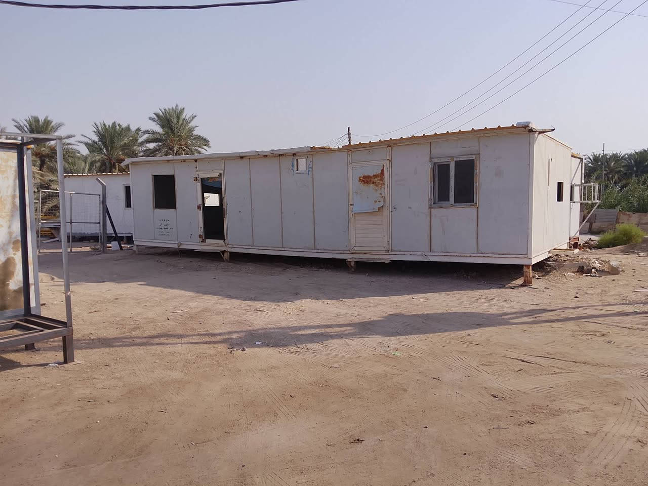 السلام عليكم 
للبيع كرفانتات عدد 3
الأول طول 12*4
والثاني طول12*4
والثالث طول 7*3
الموقع كربلاء رابط الزبيله 
السعر 9مليون مجال بسيط جدا
للستفسار ***********
