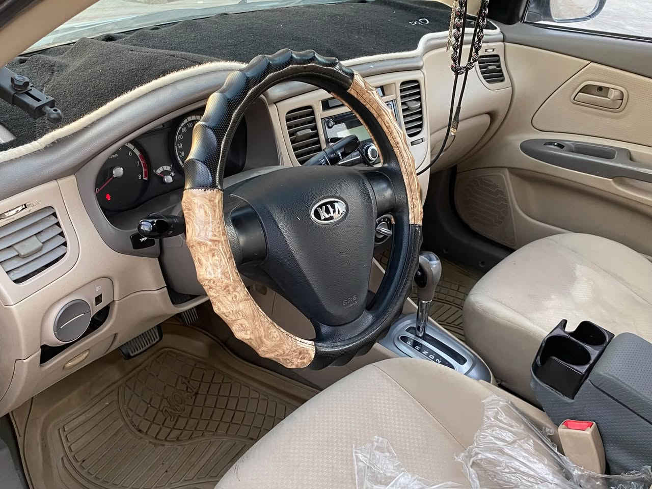 ريو مدل 10 خليجي محرك 1400بلادي تبريد شغال سيارة خير من الله مال بيت رقم سليمانة الأسونار كدامك بسمي تحول مباشرً
المكان ديالئ خان بني سعد الاستفسار اتصل ***********
1131‏0774637
