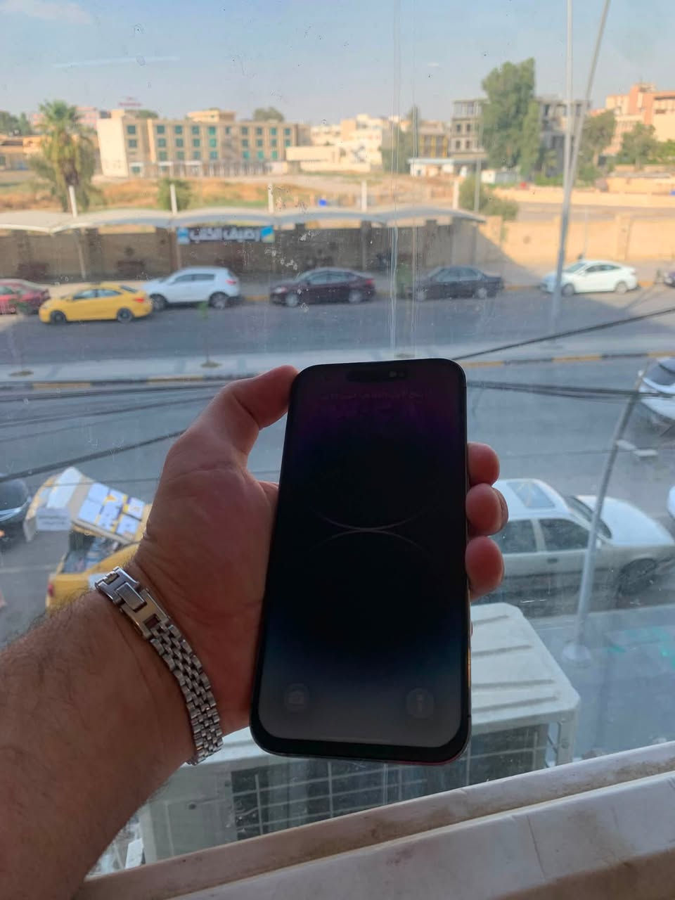 14 برو ماكس  لون بتنفسي المميز 
128 تك مبدل شاشه بطاريه 87
عنوان موصل ***********
سعر 600
