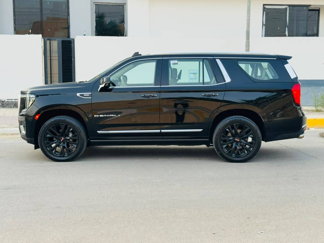 السلام عليكم 
جيمسي 2021
Yukon Denali
ماشيه فقط  الف كيلو حقيقي 
سياره مكفول كفاله عامه حتى دعاميات 
محرك ٦٢٠٠ ، كير ١٠ نمر 
‎فول موصفات 
مواصفات كادلاك 
‎داتا شو كبير ، رادار جانبي خلفي امامي ، رادار ،مانع تصادم  امامي ، رادار مانع تصادم خلفي ، خمس كامرات ، خمس بصمات
‎كشنات تبريد تدفأه خزن وكهرباء ، كشن رجاج تحذير ، كشن خلفي منفصل ، كشنات الخلفيه كهرباء ، لون الكشنات ابيض ، جنطه كهرباء
‎شاشات خلفيي 🖥️ ، ستيرن كهرباء ، بانوراما ، كيجات شاشة الكتروني . دوسات كهرباء ، فور ويل ، اربع انضمه قياده ، جكات
‎ثلاجه ، شاحن ويار ليس
مكان / ناصرية مركزاوالنفق📍 السعر 420
للاستفسار 
***********
