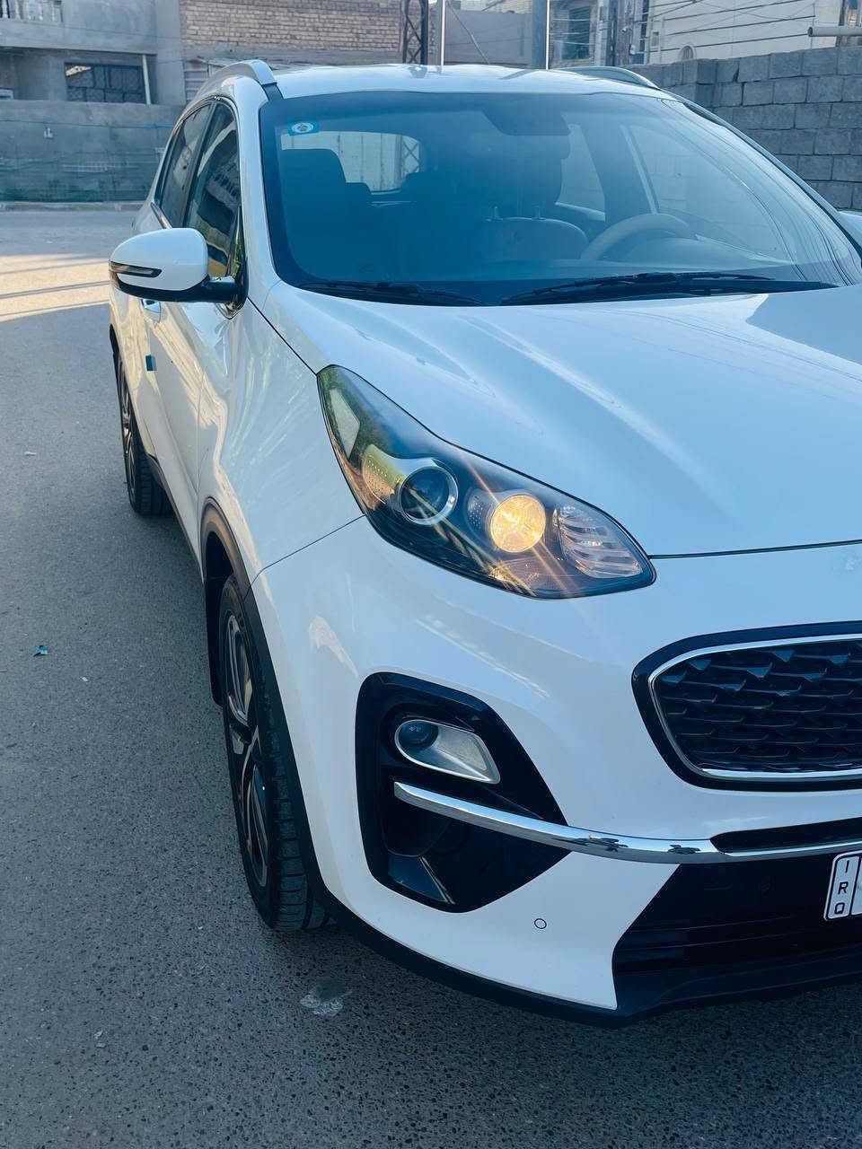 سلام عليكم
كيا سبورتج خليجي  رقم بغداد 2019 شكل ٢٠٢٠
‎السياره كفالة عامة جديده جديده احله من الصور 
مكينه 2000 دوش
كامره خلفيه 
حساس امام وخلفي  لايتات زنون عالي ناصي 
كشاف LED
سويج عدد 2
ماشيه 88 كير مكينه مكفولات 
تخم تاير  جديد
صدر جديد
تبريد جديد
وسنويه باسمي 
تحكم ستيرن انضمه قياده 
اوتو بارك مري شفط السيارة
 جاهزه على آخير. (***********) رقم الهاتف العنوان (بغداد_البياع_تقاطع الدرويش_حي التراث) 
السعر( 187) وبيهة مجال قليل
