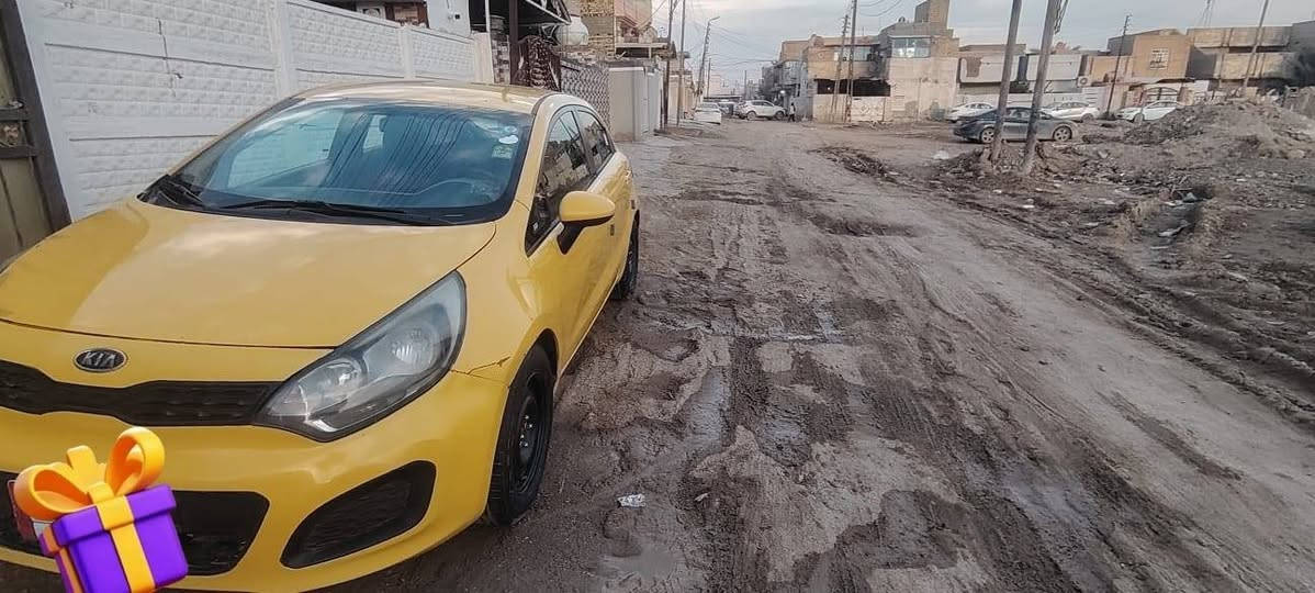 كيا ريو ٢٠١٤ أمريكي هاش باك تكسي كير عادي ٧ نمر رقم بغداد جاهزه من كلشي السعر ٦٠ حادث جاملغ امامي مكانه حله ***********
