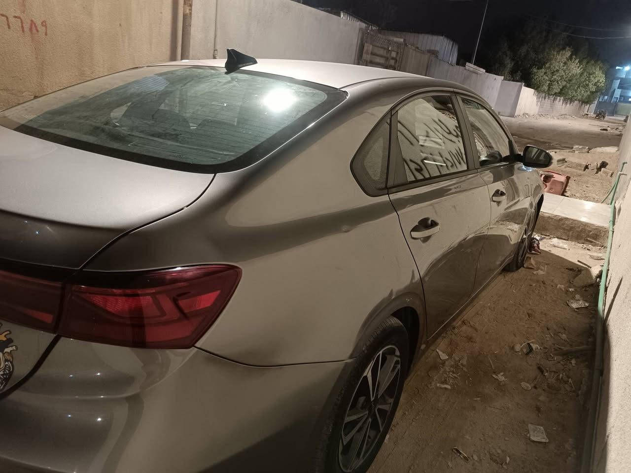 كيا 4T (/موديل 2023 معوقين بصره فقط بنيد معدل نفسه فول عدا الفتحه مابيه لا قطعه تبديل ولا صبغ السعر 125 وبيه مجال وبالخدمة صور الحادث موجوده المكان البصره البهادرية ***********

نص مكتوب في الصور:
- 58615523