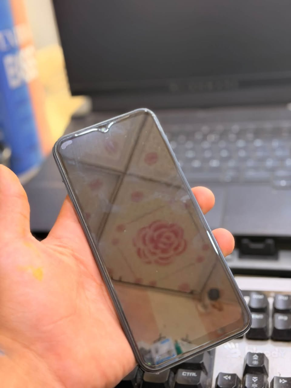 📱 Samsung A14

جهاز نضيف جداً واستخدام شخصي ✨
🔹 مكفول
🔹 مداخل تصليح وتفحصه براحتك
🔹 أعطيك ضمان: إذا طلع الجهاز مصلّح أو بيه أي مشكلة ترجعلي الجهاز

📍 العنوان: النجف
💰 السعر: 140 ألف دينار
💵 وبيه مجال بسيط جداً

📞 للاستفسار: ***********
