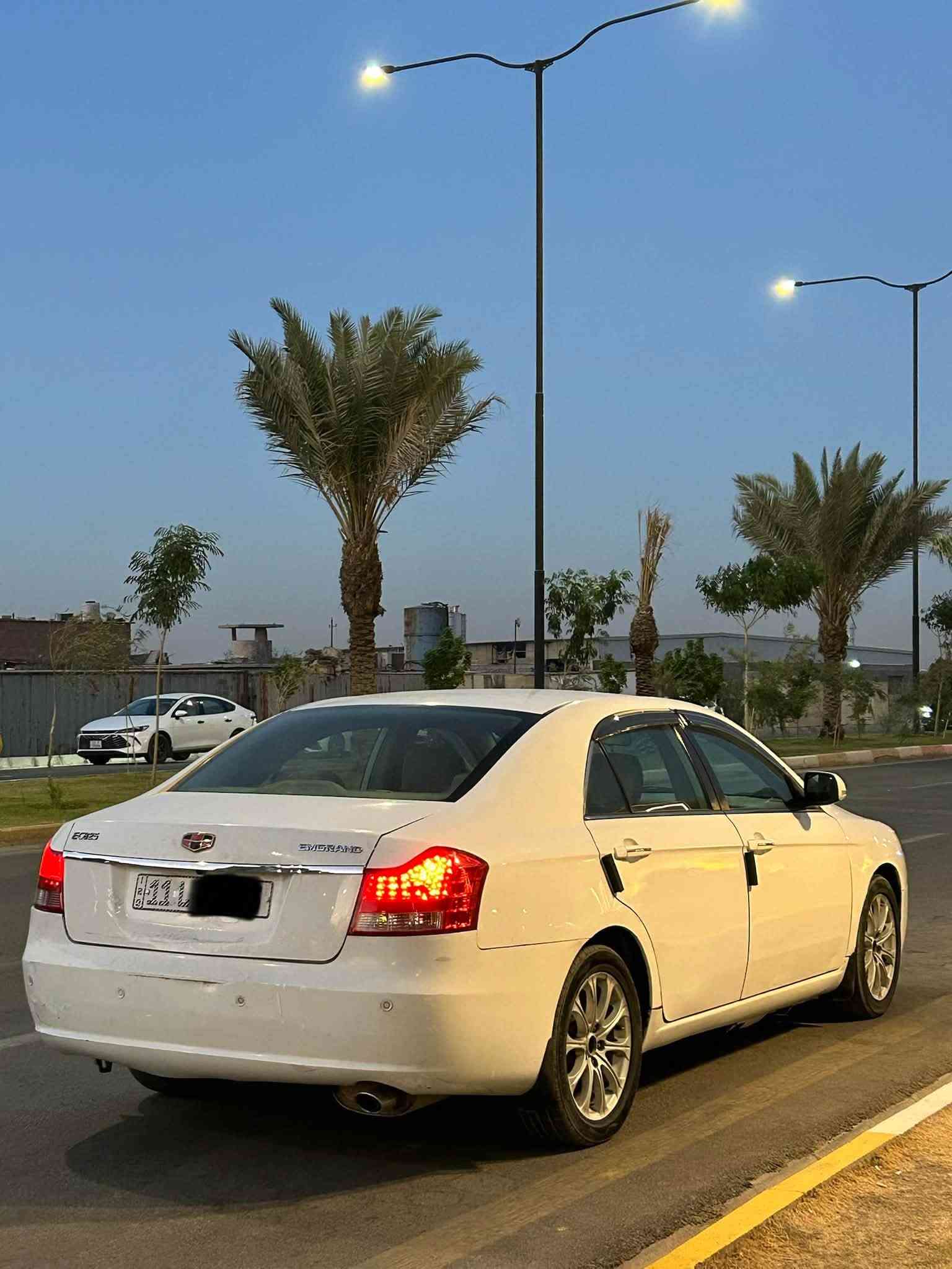 السلام عليكم امكراند ٢٠١٣ بغداد انكليزي الجديد سياره جاهزه مابيه اي نقص كير مكينه كير ميكانيك المرغوب كشنات جلد بلاد مكينه ٢٤٠٠ شاشه وكامره تبريد قطعتين ثلج تدفئه داخل نظيف مكان السياره حي العامل علسريع الملحانيه قرب مسبح الرافدين السعر 59$ رقم تلفون ***********

