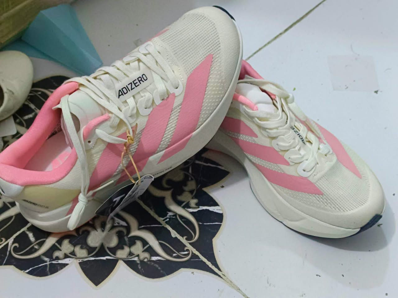 ١١ قطعة • مقاسات ٣٩-٤٤ • ملابس