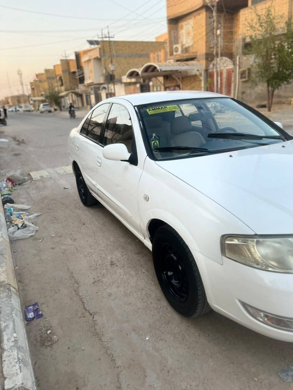 سلام عليكم سياره نيسان صني مديل 2008 سياره تخم تاير  جديد حداديه جاهزه سياره ضررها تلث قطع صبغ مكان سيار ناصريه مركز حي تضحيه سعر 75 رقم ***********
