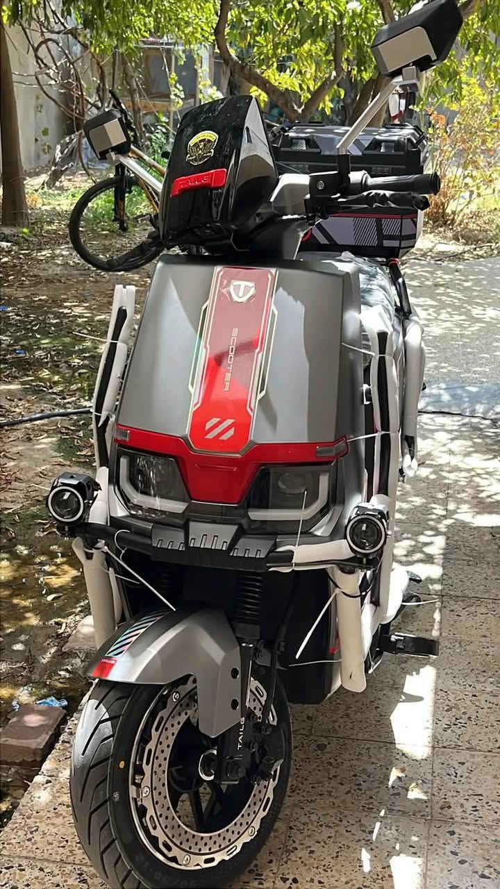 تيسلا 2027
زيرو شرط 

تاريخ الشراء 8/17 

وصل موجود وبسمي 

ضمان سنة عاقل ملف

وسته اشهر ع باتري 

مفوله مواصفات للاخير 

السعر مليون 500 مجال قليل

***********
