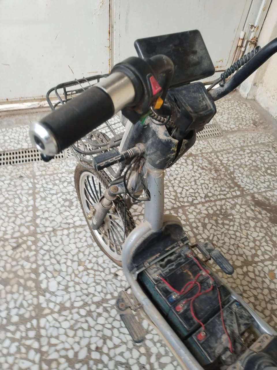 بايسكل كهربائي • محتاج بطاريات • حجم ٢٠