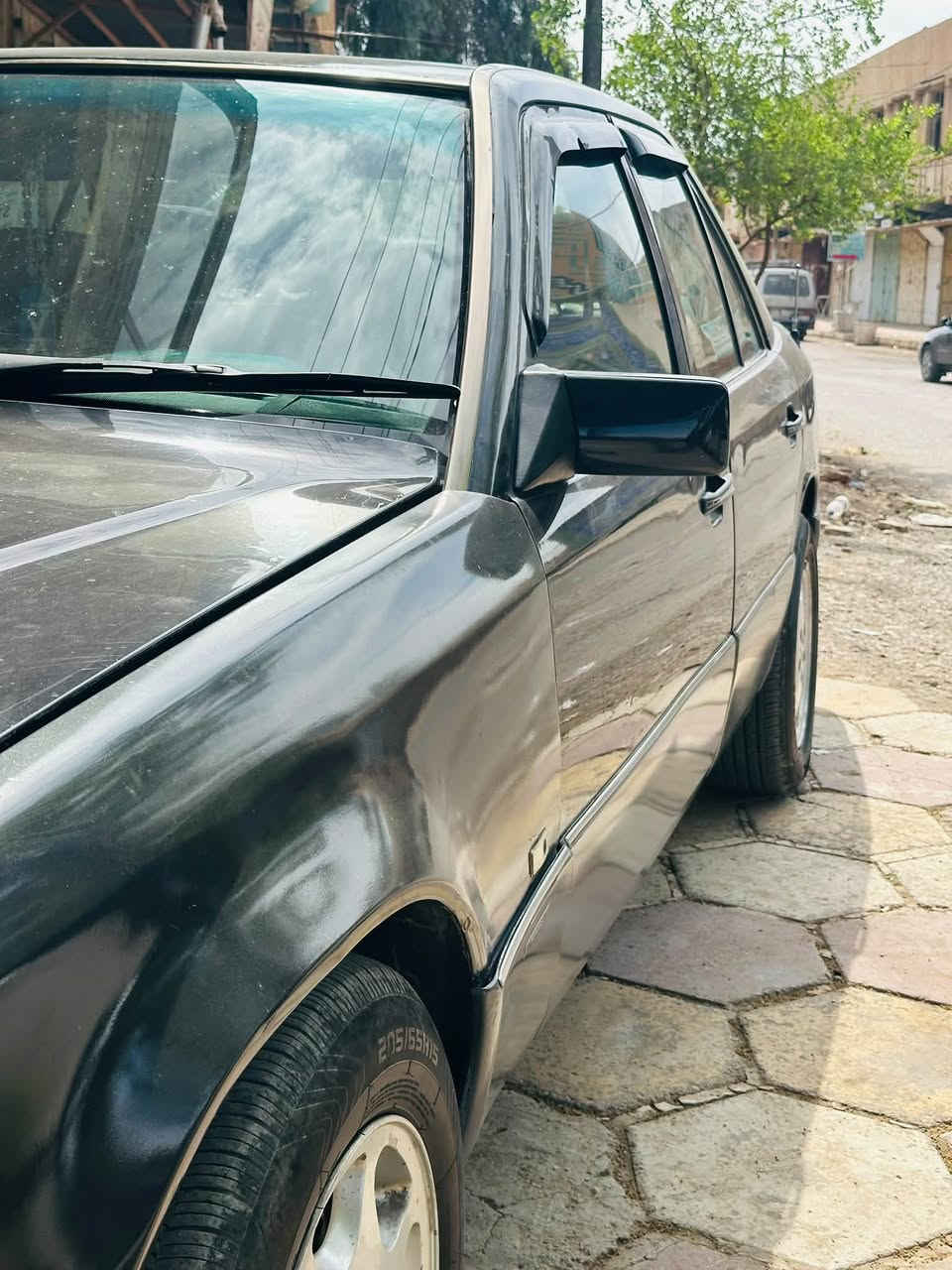 موديل 91
موديل 91
السيارة كاملة 
تخم تايرات
صدر خلفي امامي السياره ناعمة
تبريد ثلج
سنتر لوك ابواب وجنطة وقبق بانزين
ديالى المقدادية
***********
السعر 55

