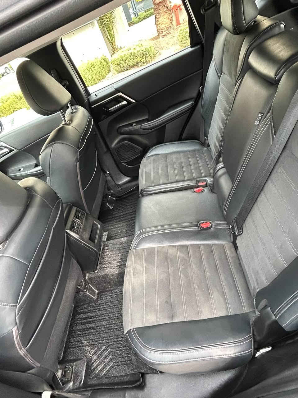 MITSUBISHI OUTLANDER SE - 2024 ✅
عربى/کوردی
ميتسوبيشي/خلیجی 
اوتلاندر
2024
عدد الأميال : ١٩ کل
ضرر: كلين تايتل
سلندر: 4 سلندر
محرک: 2.5 
فوول مواسەفات ١/١
الكاميرا الخلفية - التحكم على المنحدرات - مستشعر وقوف - مثبت السرعة - مرايا جانبية كهربائية - نوافذ كهربائية - شاشة - مقاعد كهربائية - المصابيح الأمامية ليد - ABS - رادار - فرامل الوقوف الإلكتروني - وضع القيادة - التحكم الإلكتروني في الثبات - مثبت السرعة التكيفي پانۆڕاما فوول فوول فوول .

☎️- ***********

*********************
میتسوبیشی  خلیجی
ئاوتلاندەر, 2024
ماوەی ڕۆیشتن : ١٩ کل 
بۆیاغ: کلین تایتڵ
پستۆن: 4 پستۆن
بزوێنەر: 2.5
 
کامێرای دواوە - ڕاگری نشێوی - حەساس - دیاریکرنی خێرایی - ئاوێنەی لاتەنیشتی کارەبایی - جام کارەبایی - شاشە - کورسی کارەبایی - لایتی پێشەوەی لید - ABS - ڕادار - برێکی وەستانی ئەلیکترۆنی - شێوازی لێخوڕین - کۆنتڕۆڵی جێگیری ئەلیکترۆنی - دیاریکرنی خێرایی خۆگونجێن پانۆڕاما فوول مواسەفات.

📍سلێمانی
☎️- ***********
