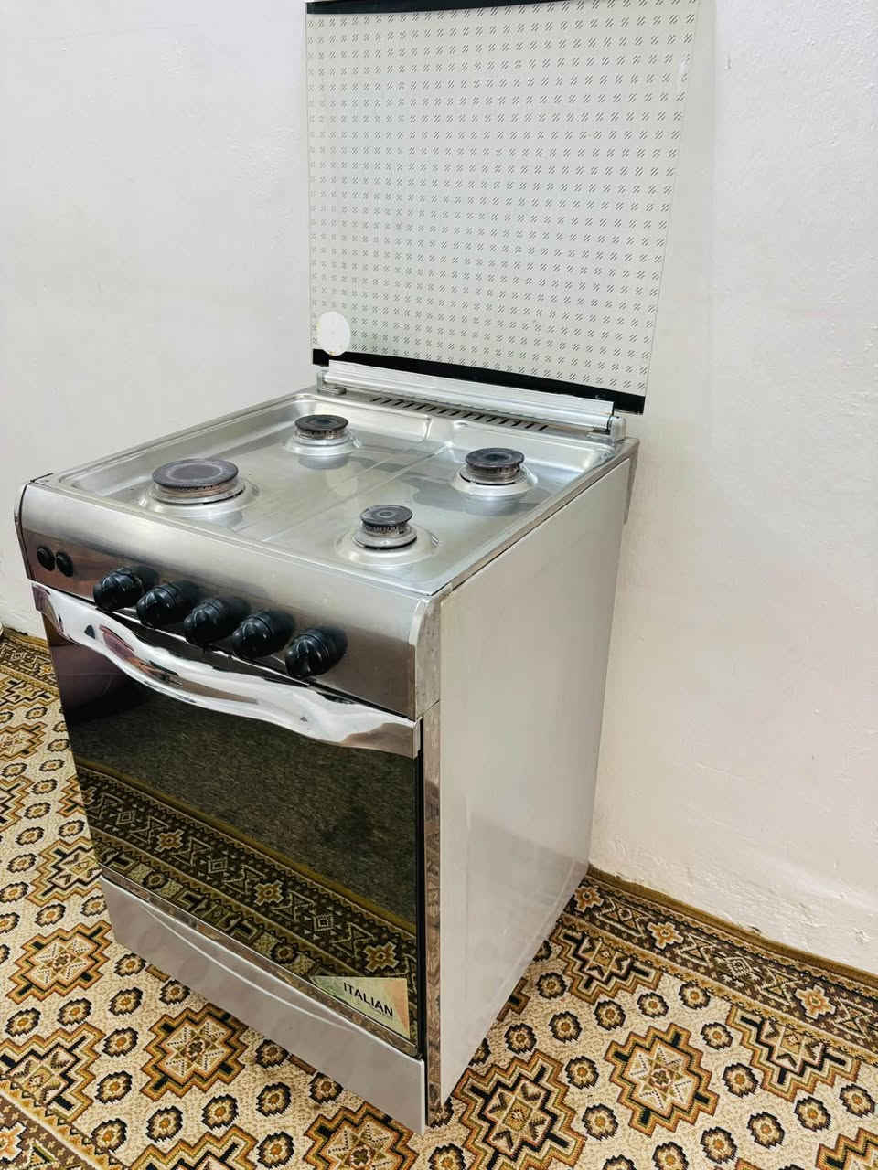 طباخ ايطالي • ٤ عيون • فرن كهربائي